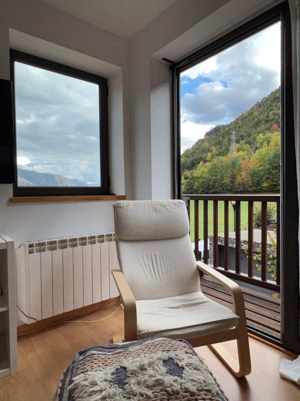 Day, Natural landscape, View (from property/room), Balcony/Terrace, Living room, internet