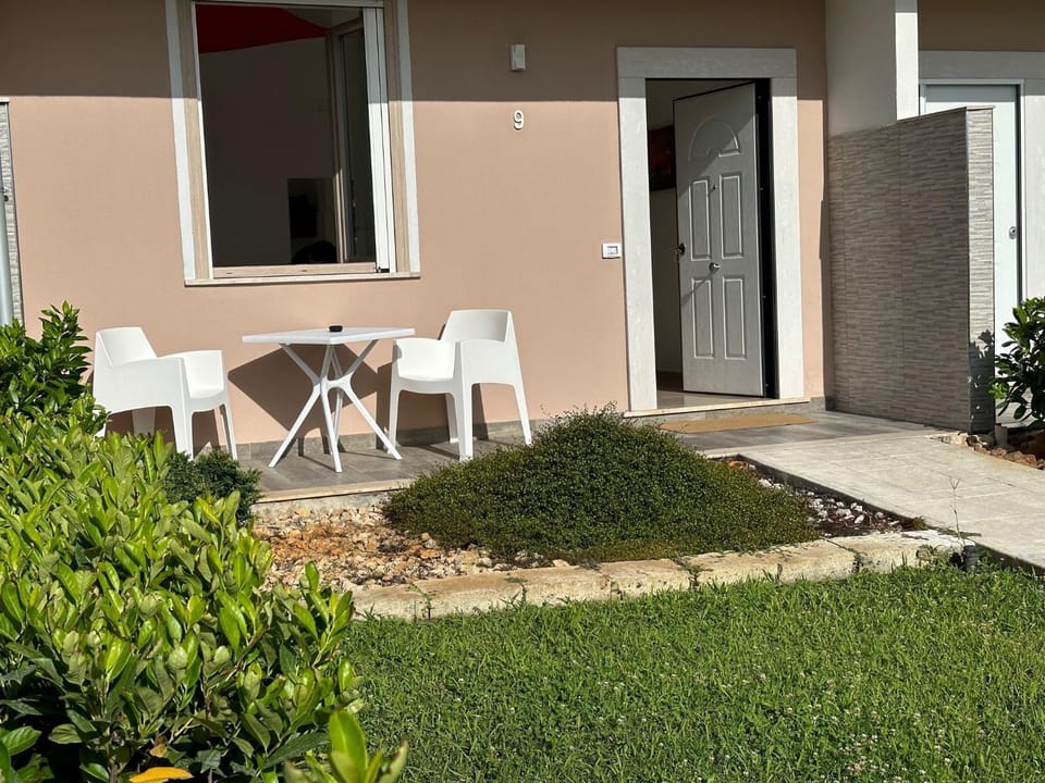 Patio, Balcony/Terrace