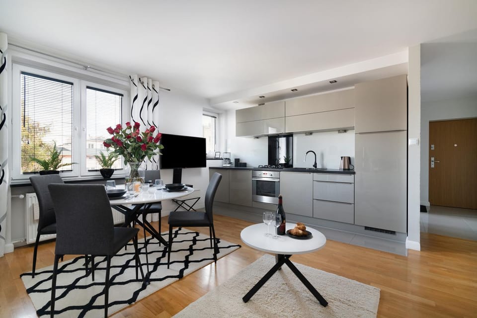 EASY RENT- RAYSKIEGO 24h Check-in Apartment in Masovian Voivodeship