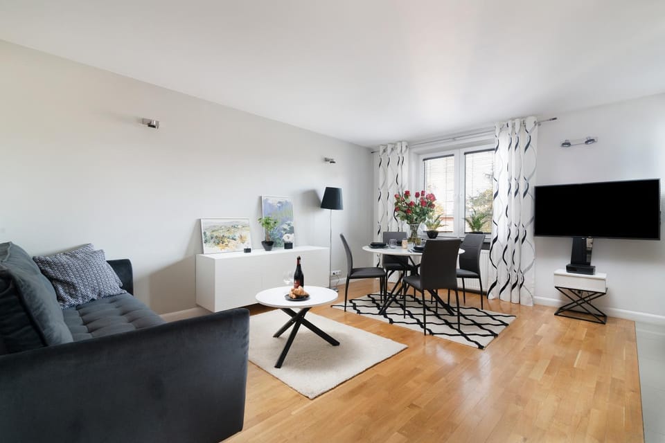 EASY RENT- RAYSKIEGO 24h Check-in Apartment in Masovian Voivodeship