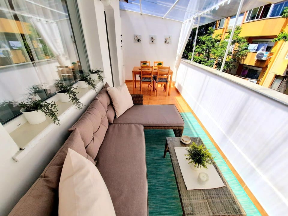 Balcony/Terrace, Seating area, Dining area