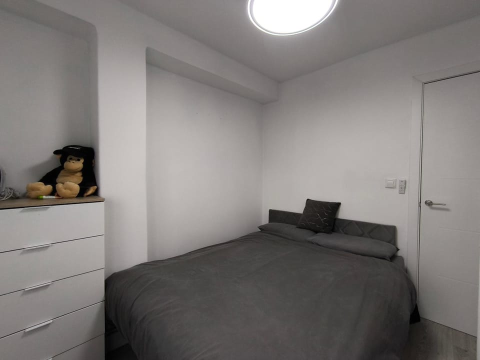Bed, Photo of the whole room, Bedroom, wardrobe