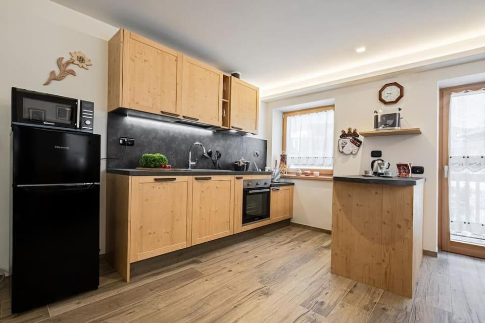 Coffee/tea facilities, Kitchen or kitchenette, dishwasher, minibar, pet friendly, stove, toaster