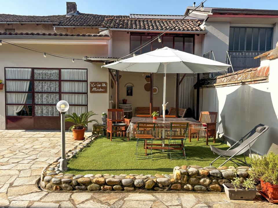 Inner courtyard view