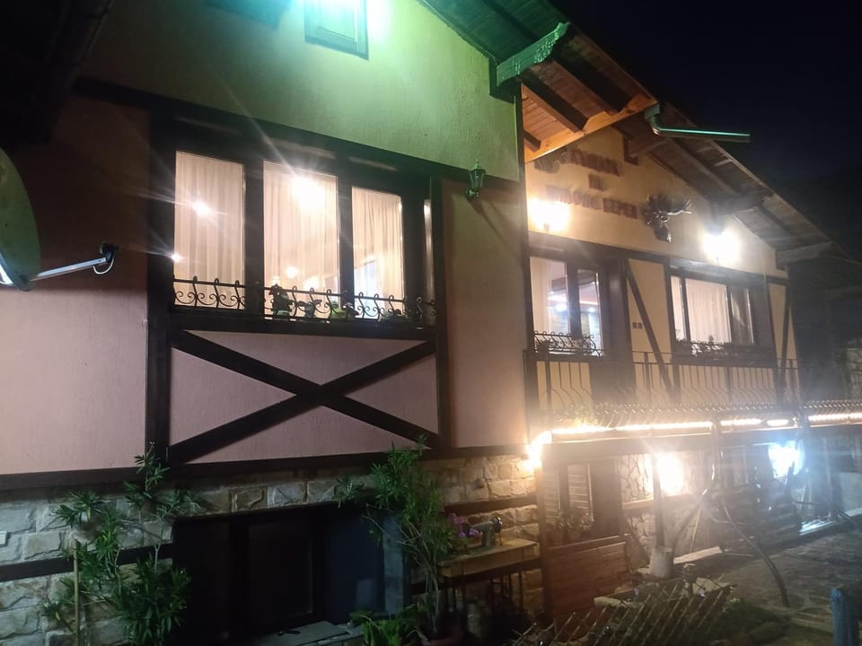 КръчмЪ при Байката Alpin Hotel in Bulgaria