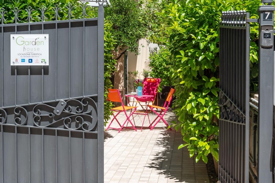 Property building, Day, Garden, Garden view
