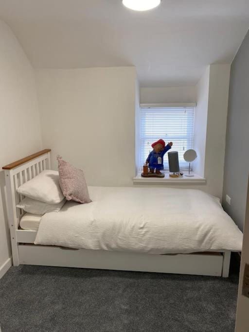 Siop Iwan a Menna Apartment in Caernarfon