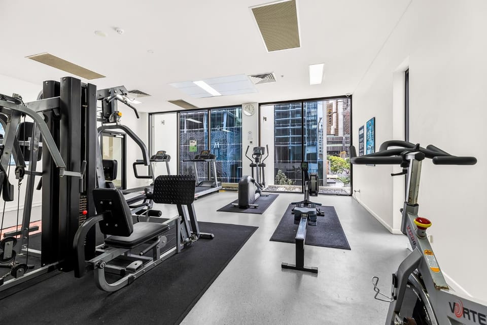 1-Bed Brisbane City Centre with Pool, BBQ & Gym Apartment in Brisbane City