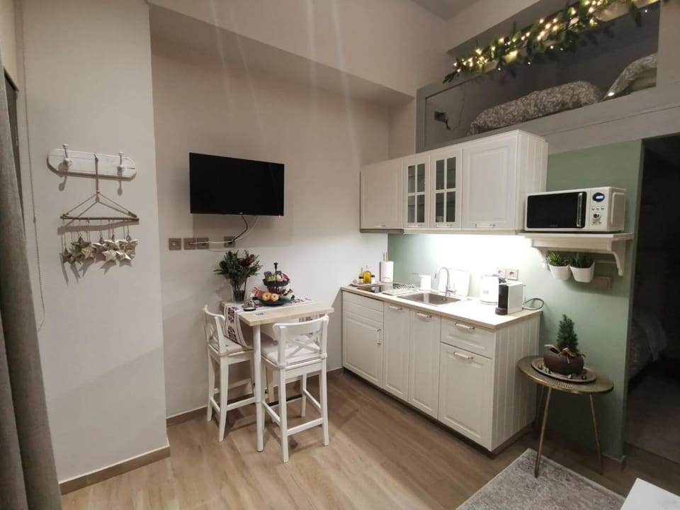TV and multimedia, Kitchen or kitchenette, minibar