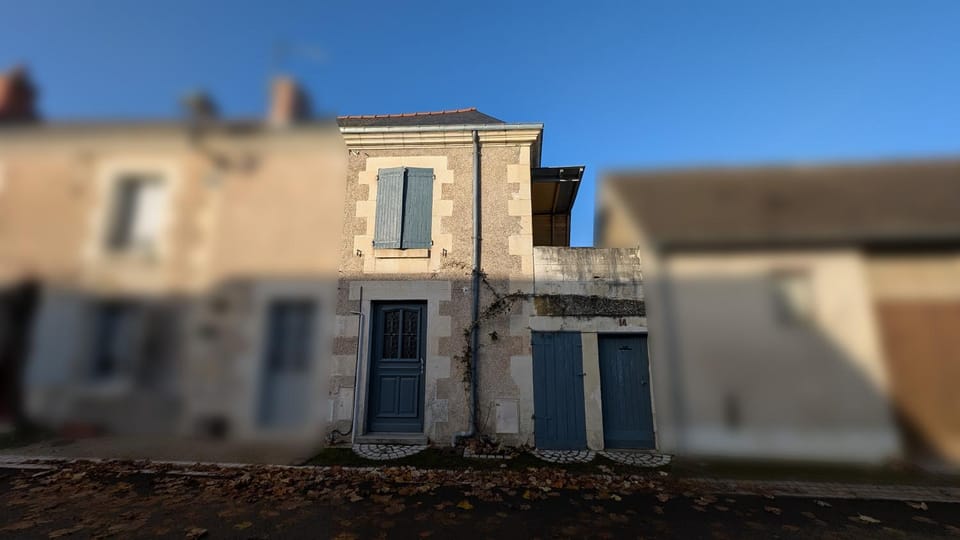 Property building, Street view