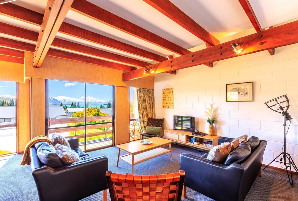 Living room, Seating area, Lake view, Mountain view
