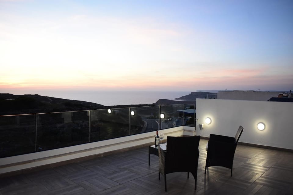 Patio, Natural landscape, View (from property/room), Balcony/Terrace, Seating area, Sea view, Sunset