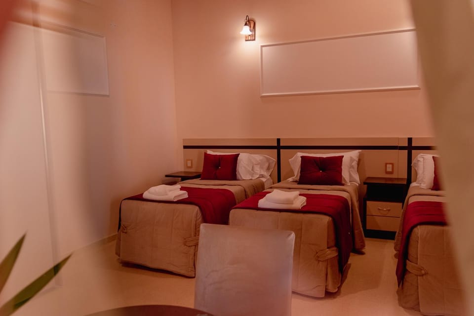 Bed, towels