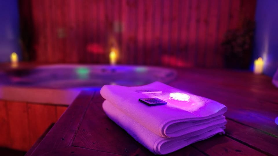 Hot Tub, Spa and wellness centre/facilities, Spa and wellness centre/facilities