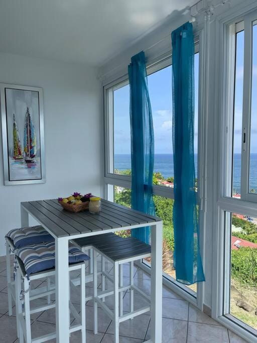 Natural landscape, Balcony/Terrace, Dining area, Sea view