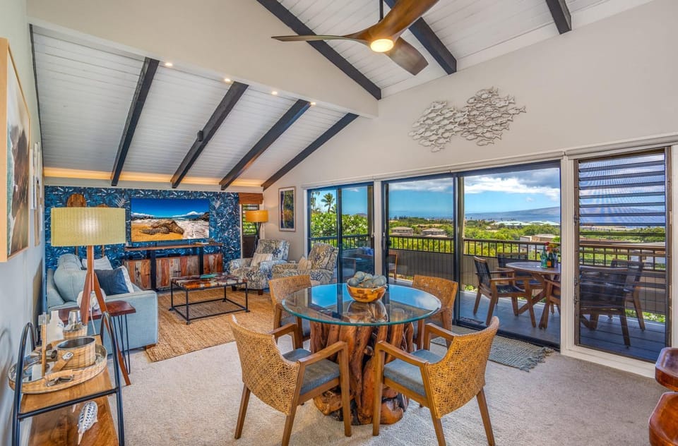 Upscale and Elegant Vistas House in Wailea