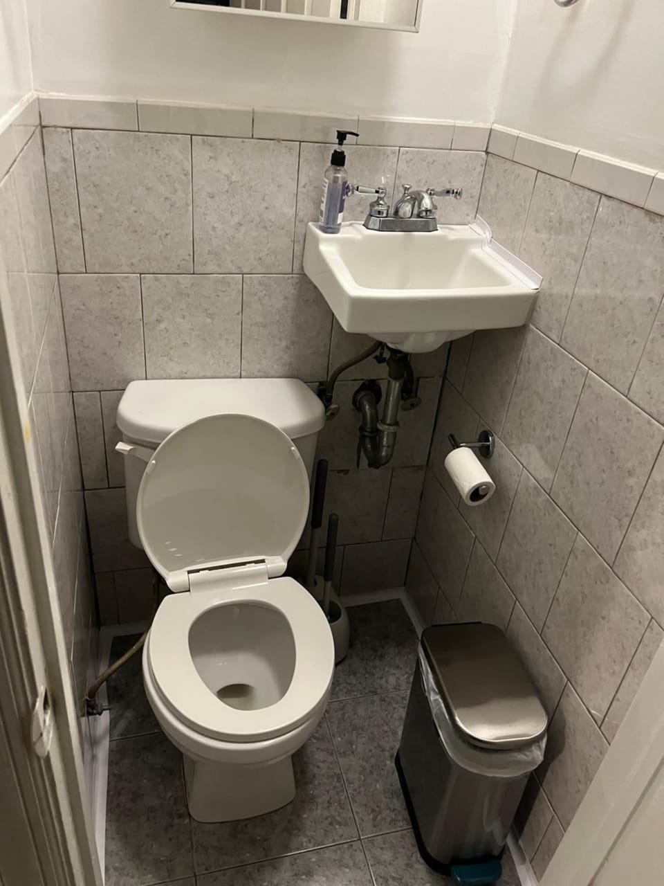 Large 3-Bedrooms/2-Bath Apt, One Block to Train Vacation rental in Brooklyn