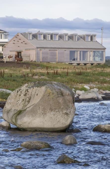 Property building, Day, Natural landscape