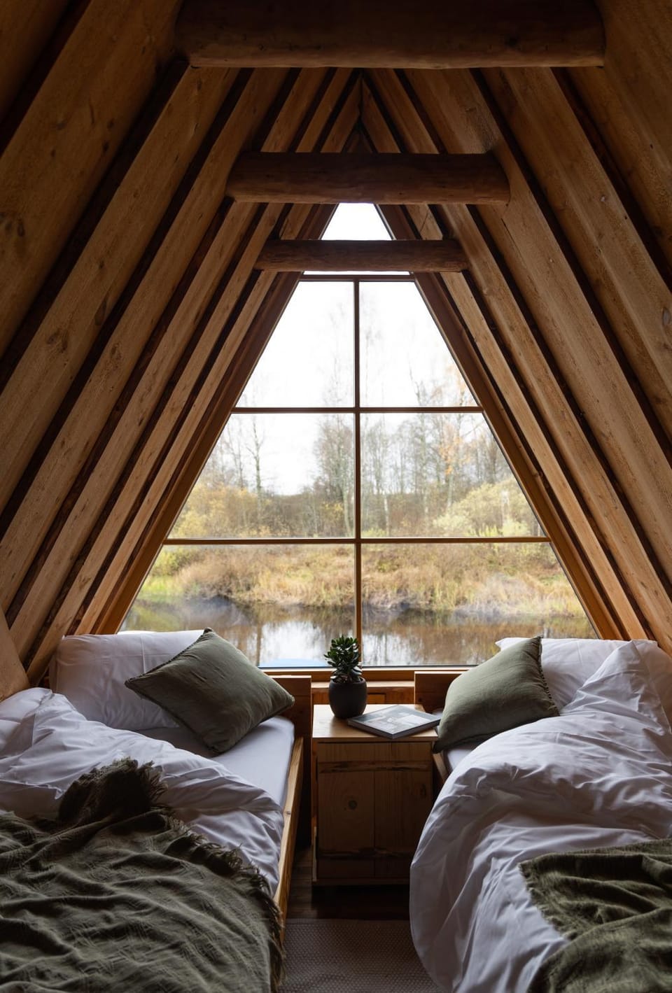 Bed, Bedroom, River view