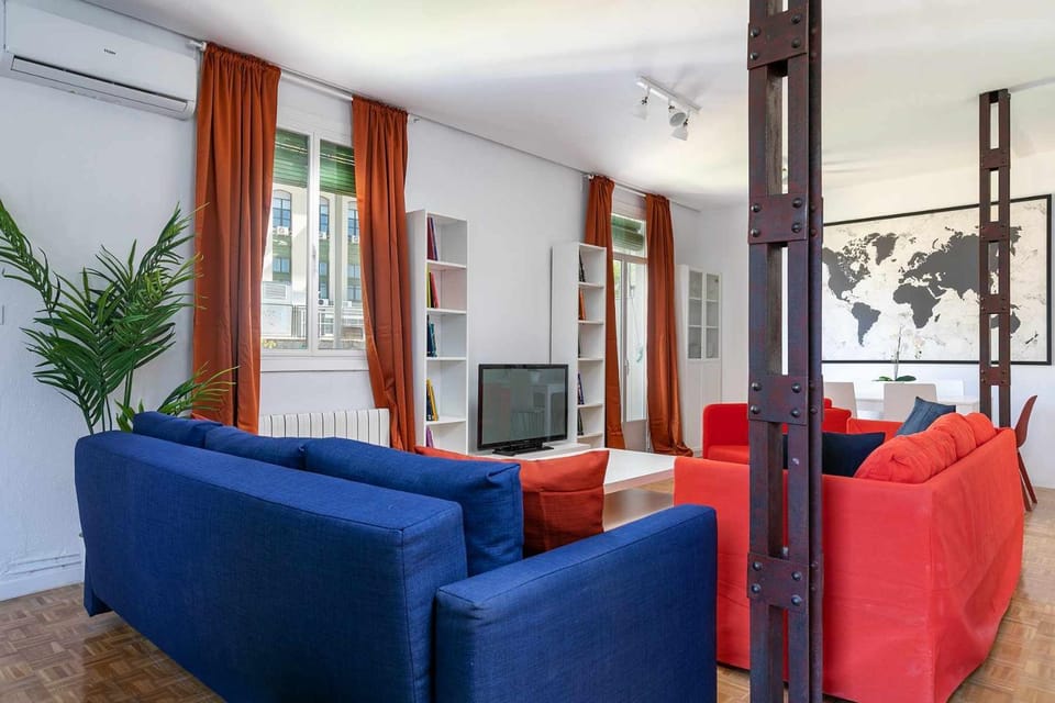 Confortable piso 3 habitaciones en Retiro Atocha Apartment in Madrid