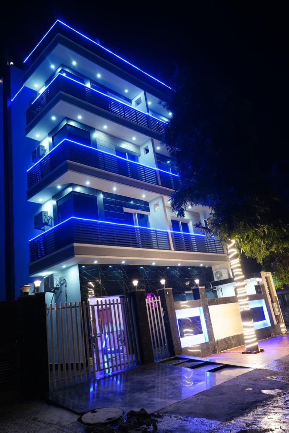 Property building, Night