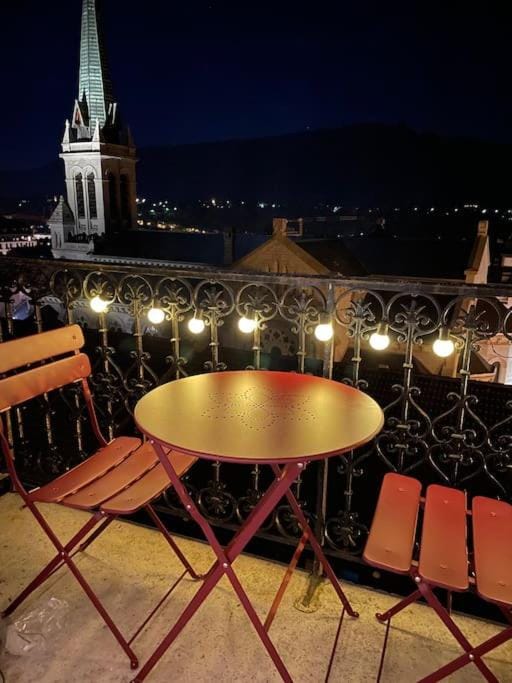 Night, View (from property/room), Balcony/Terrace