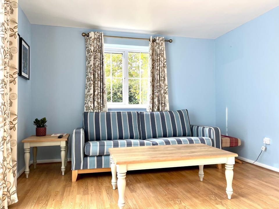 Comfortable 3 bedroomed house in Bicester House in Cherwell District