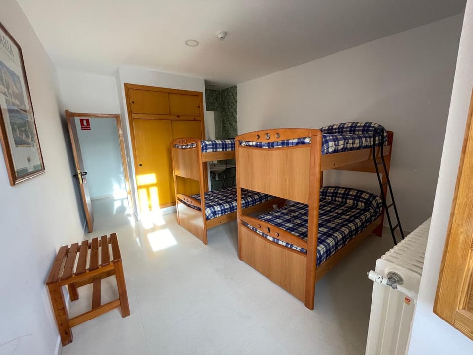 Photo of the whole room, bunk bed