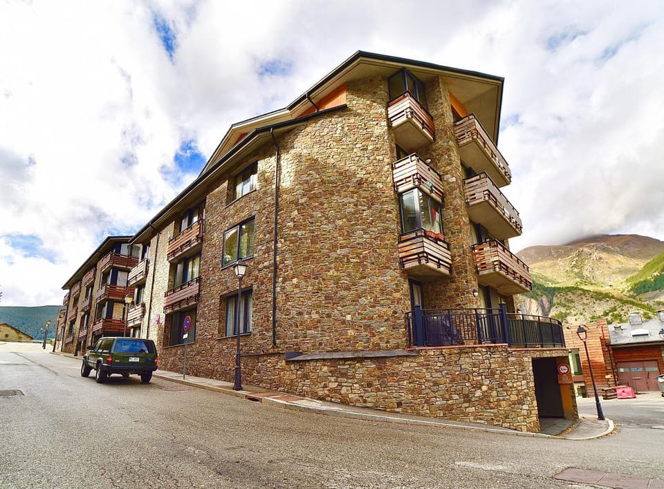 Apartamento junto a pistas en Canillo 2-8 HUT-7852 Apartment in Andorra
