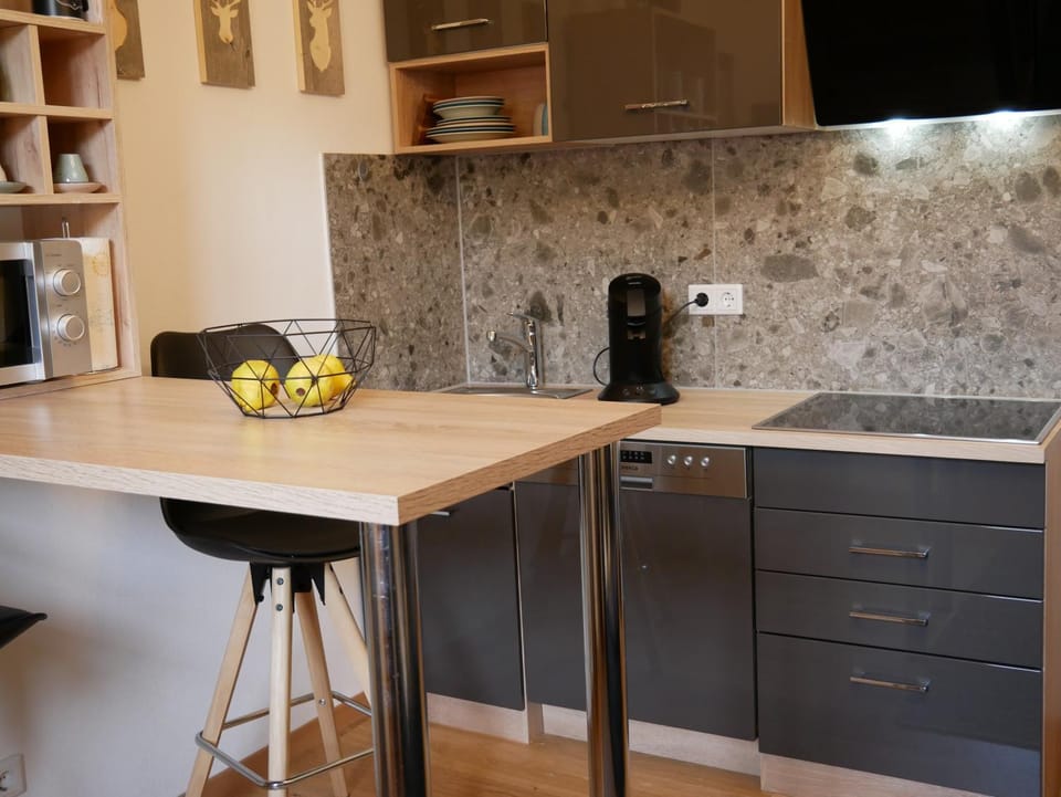 Property building, Kitchen or kitchenette