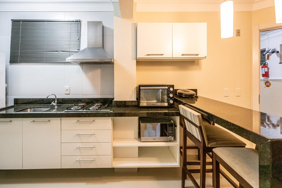 Flat com Piscina Térmica no Bombinhas Summer Beach Apartment in Porto Belo