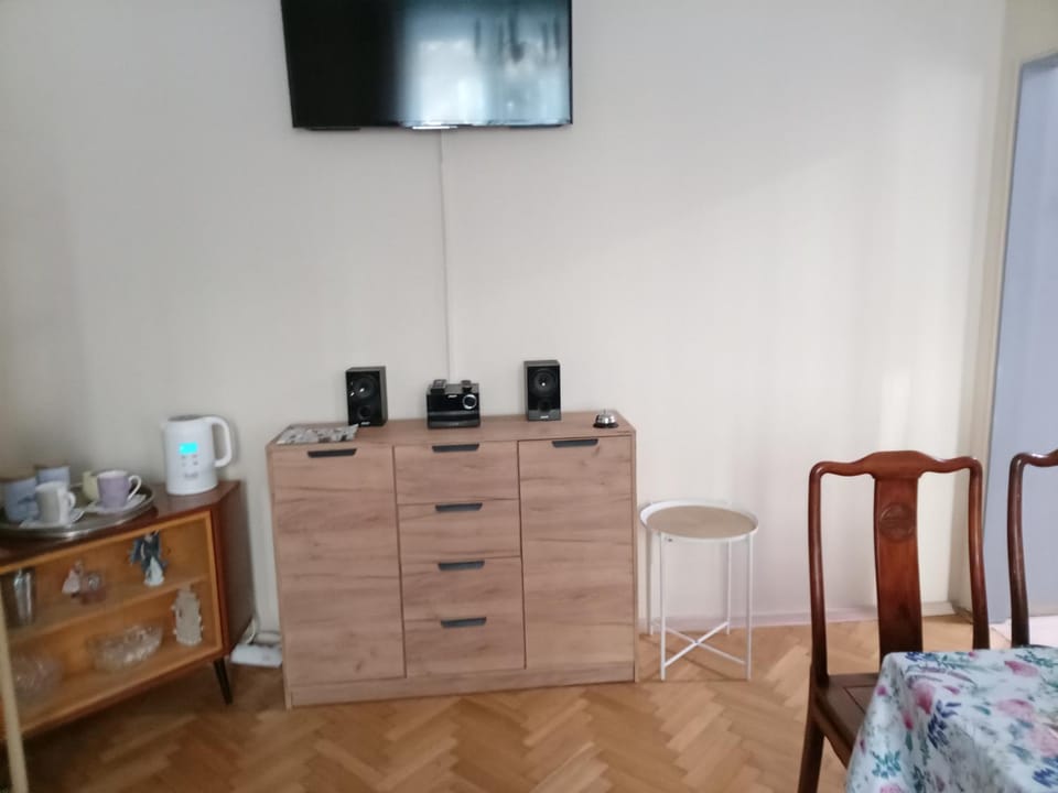 E-Brechta Apartment in Warsaw