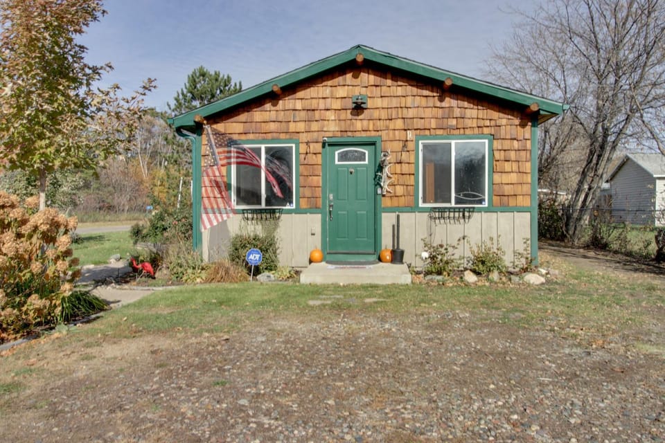 Fish, Hike & Mtn Bike: Ironton Escape w/ Fire Pit House in Minnesota