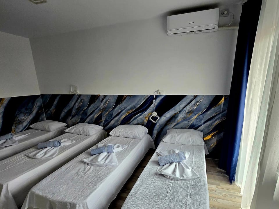 Mihai Mihai Bed and Breakfast in Constanta