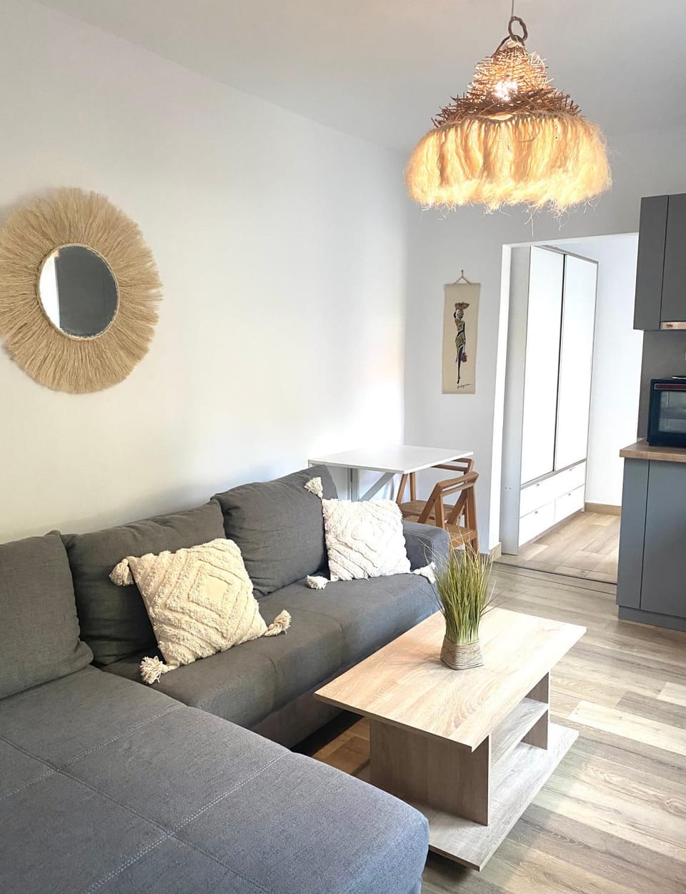 Living room, Seating area