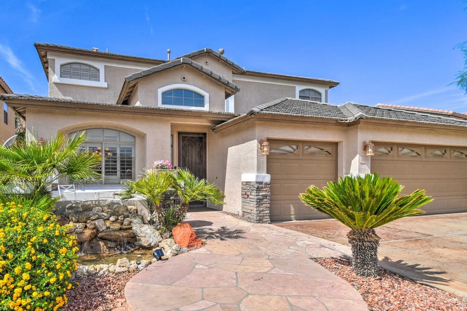 Pool, Game Room & Views! Laveen Village Getaway House in Laveen Village