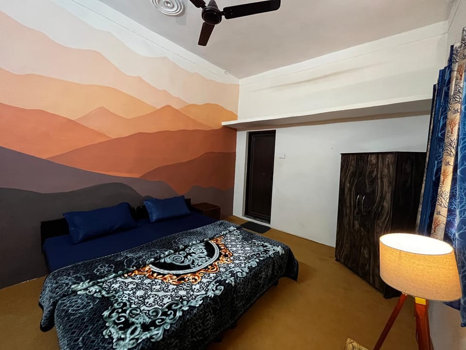 Bed, Photo of the whole room, Bedroom