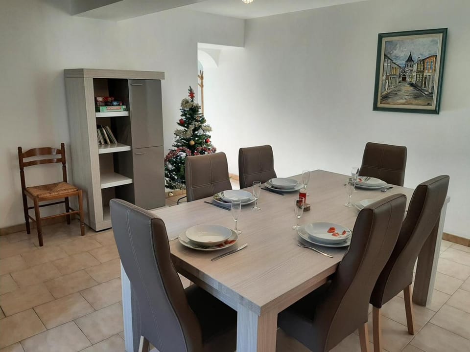 Gîte familial au cœur du village, animaux admis - FR-1-653-78 House in Nouvelle-Aquitaine