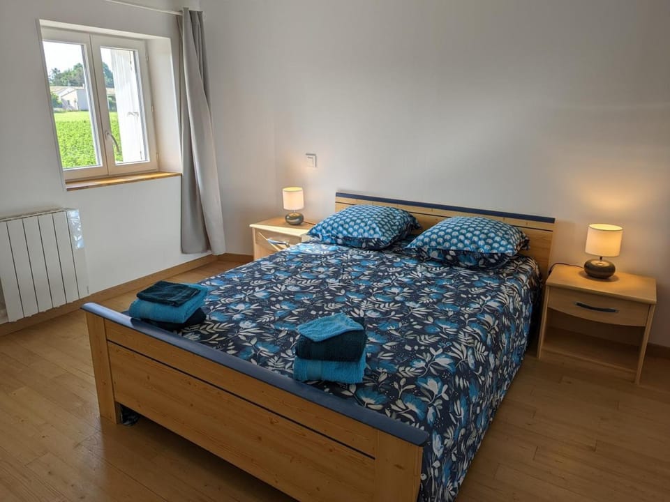 Maison lumineuse avec cour privative, proche sites culturels, tout confort, équipé bébé, wifi inclus - FR-1-653-98 House in Nouvelle-Aquitaine