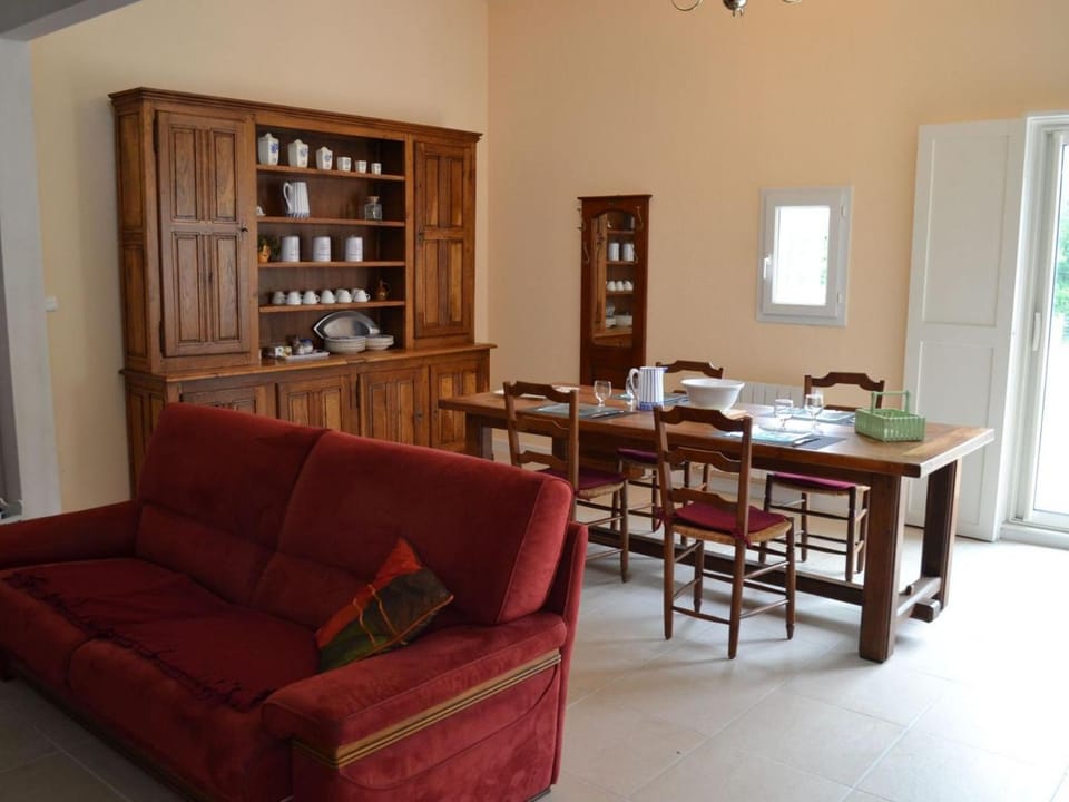 Maison de vacances spacieuse à la campagne avec jardin clos, WIFI, vélos gratuits et équipements bébé. - FR-1-653-139 House in Nouvelle-Aquitaine