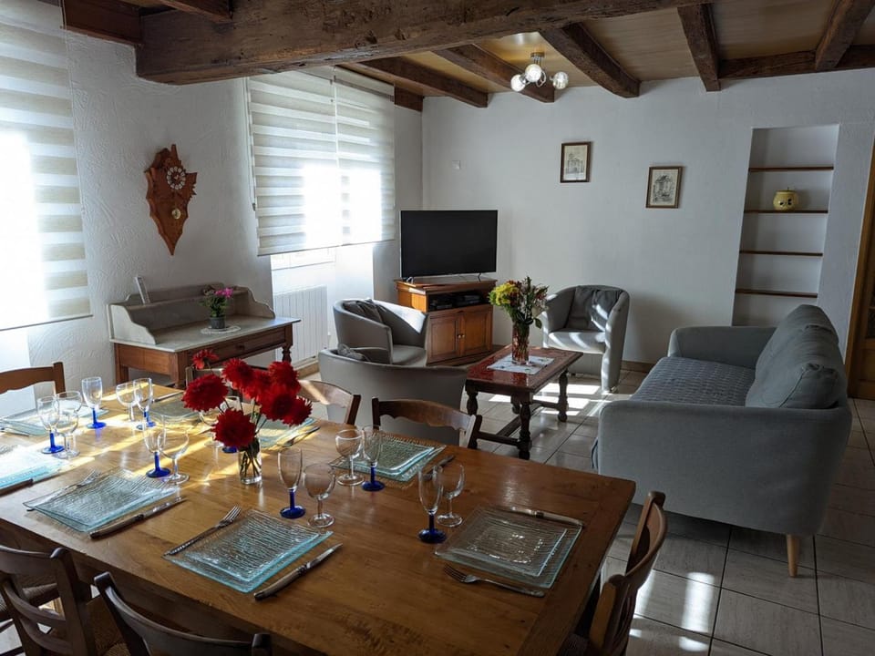 Charmant gîte avec jardin privatif et animaux acceptés - FR-1-653-155 House in Nouvelle-Aquitaine
