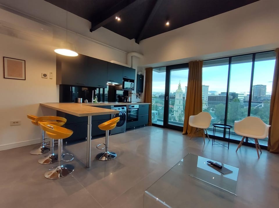 Kitchen or kitchenette, Living room, Dining area