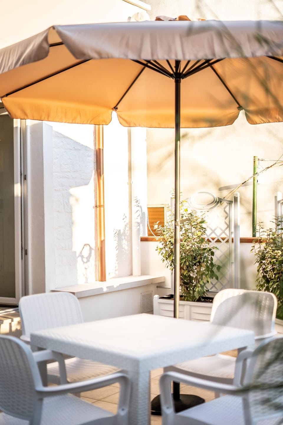 Day, Balcony/Terrace, Seating area