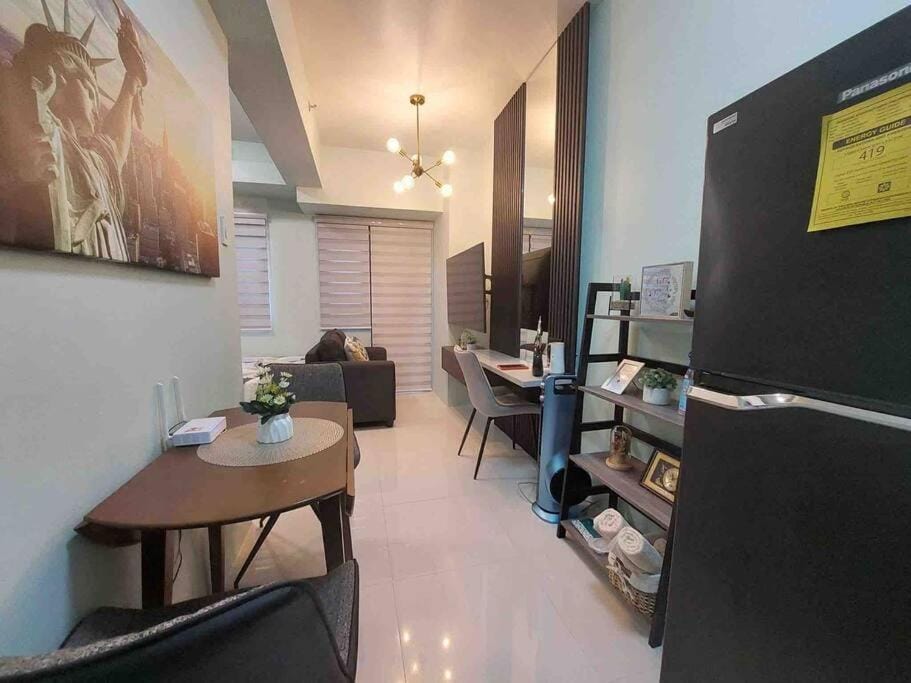 MOA Pasay, Shore 3 Residences - Modern Luxury Condo Apartment in Pasay