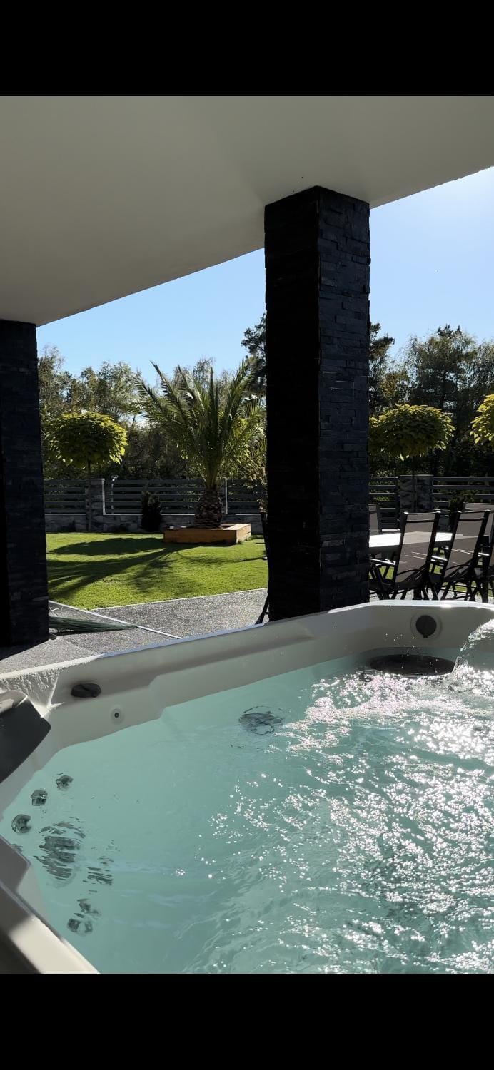 Natural landscape, Hot Tub