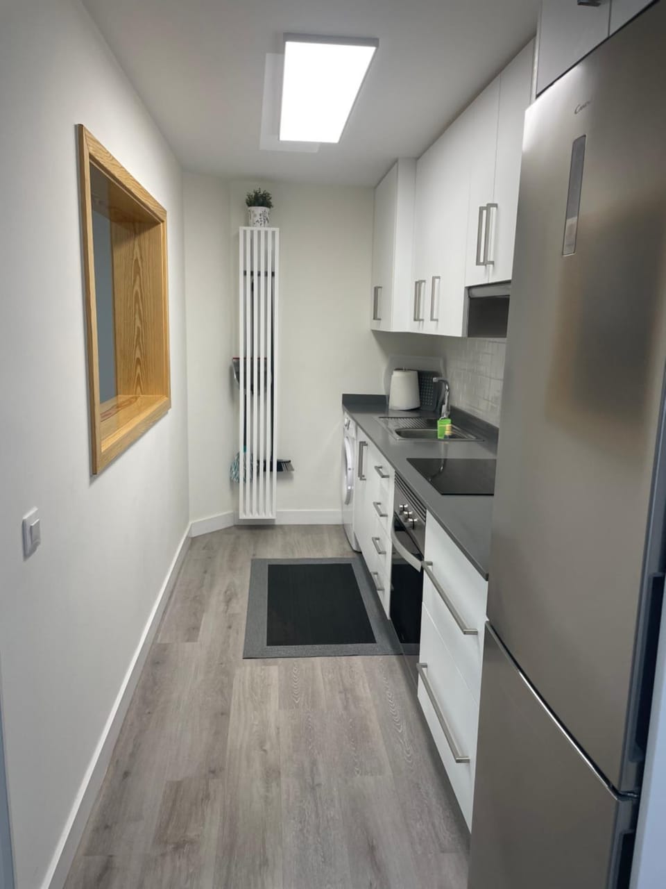 Kitchen or kitchenette, oven, stove