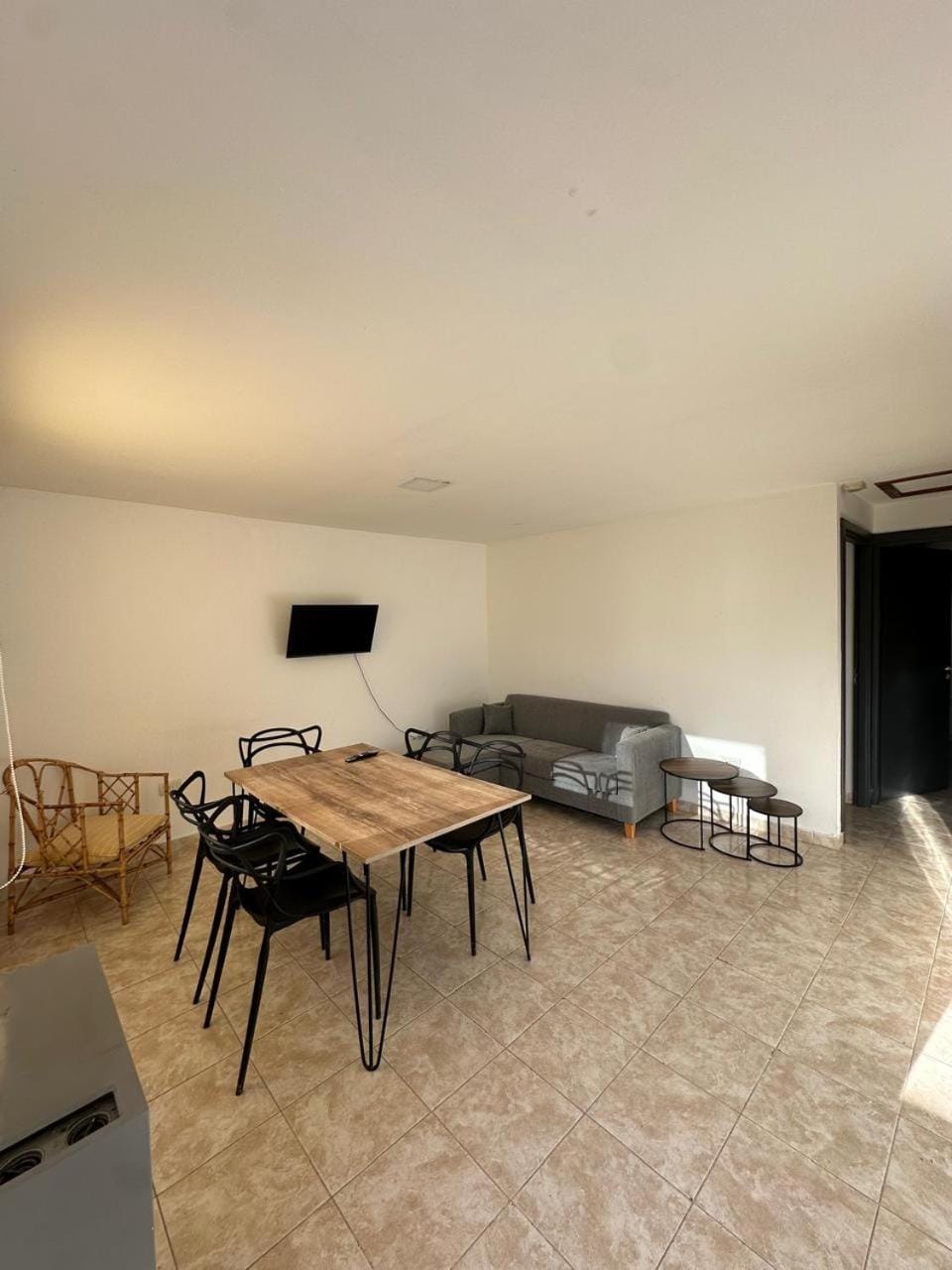 TV and multimedia, Living room, Dining area