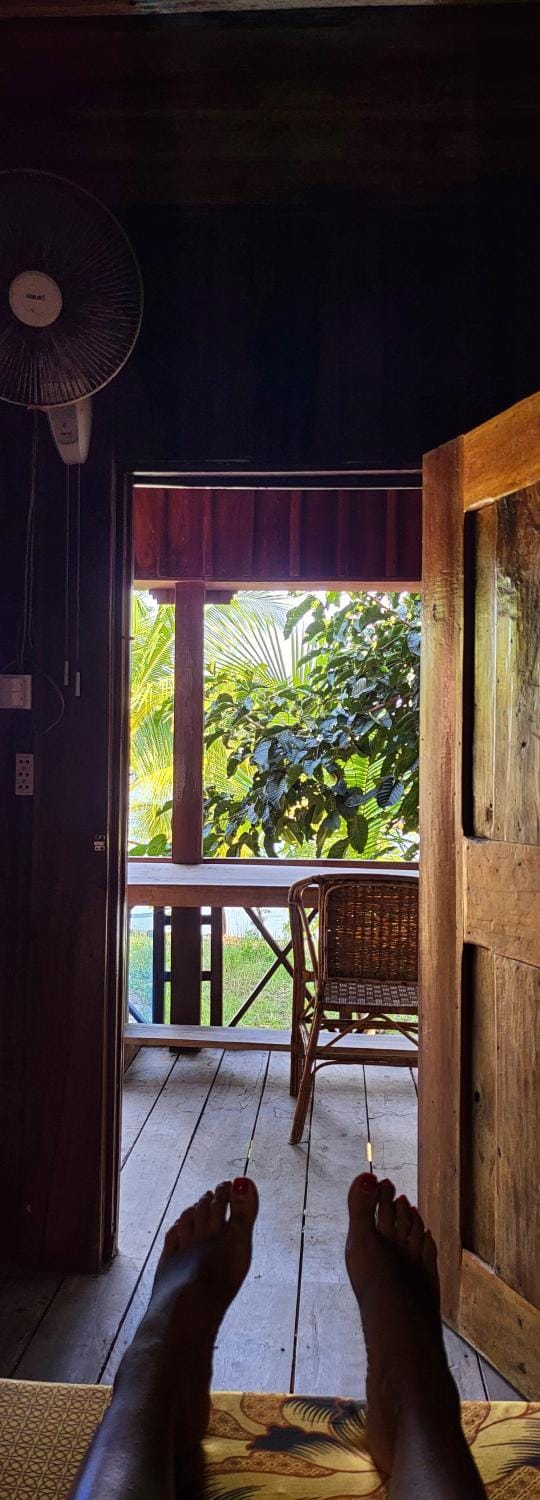 Garden, View (from property/room), Balcony/Terrace, Living room, Seating area, Garden view, Sea view