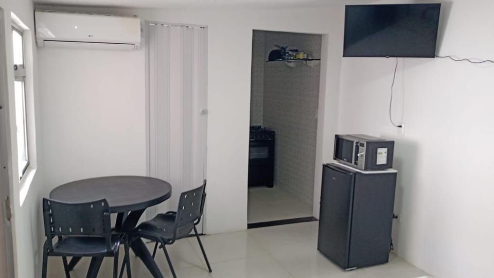 TV and multimedia, Dining area, minibar, oven, air conditioner
