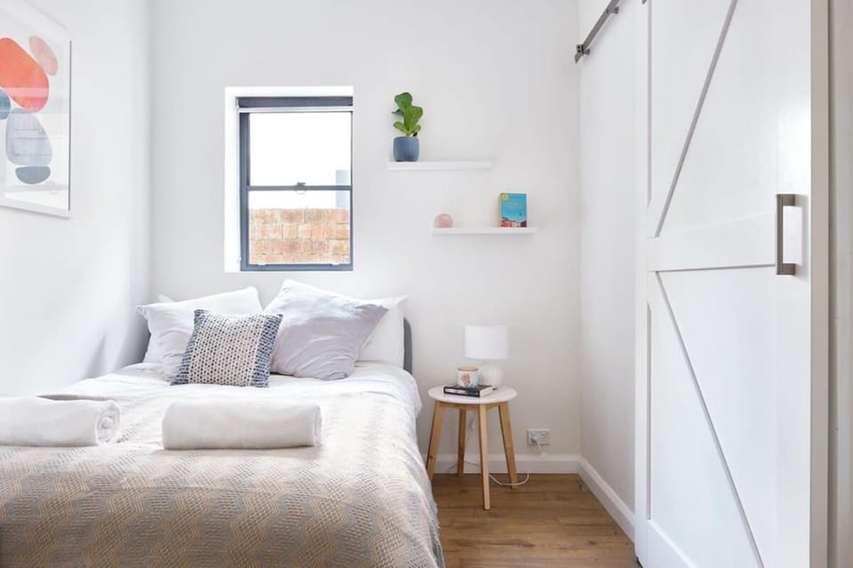 Manly Cosy Retreat - Short walk to beach Apartment in Manly